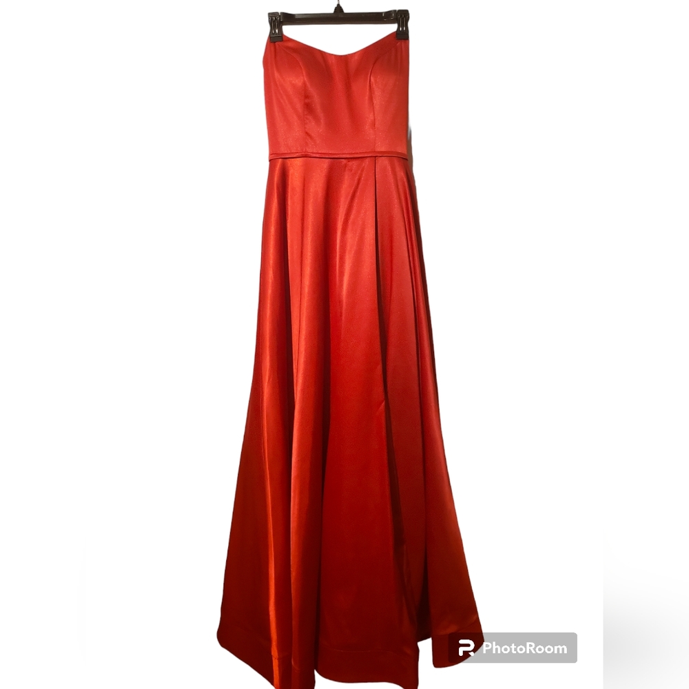Colors Womens Long Strapless Satin Prom Dress. Size 6.